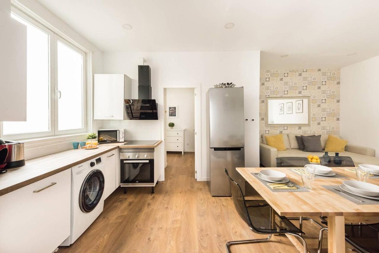 Apartamentos En Sol, Madrid Centro Bagian luar foto