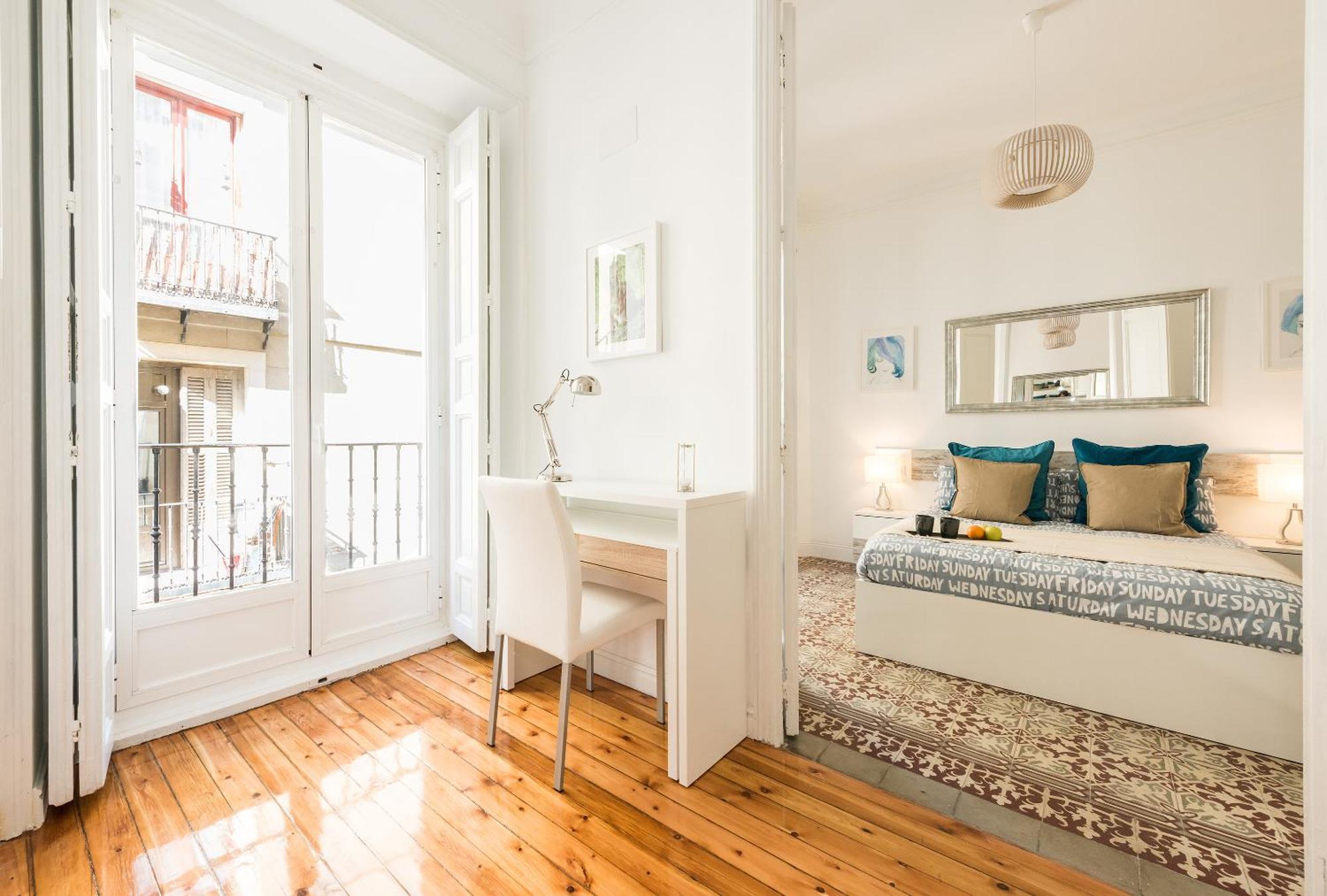 Apartamentos En Sol, Madrid Centro Ruang foto
